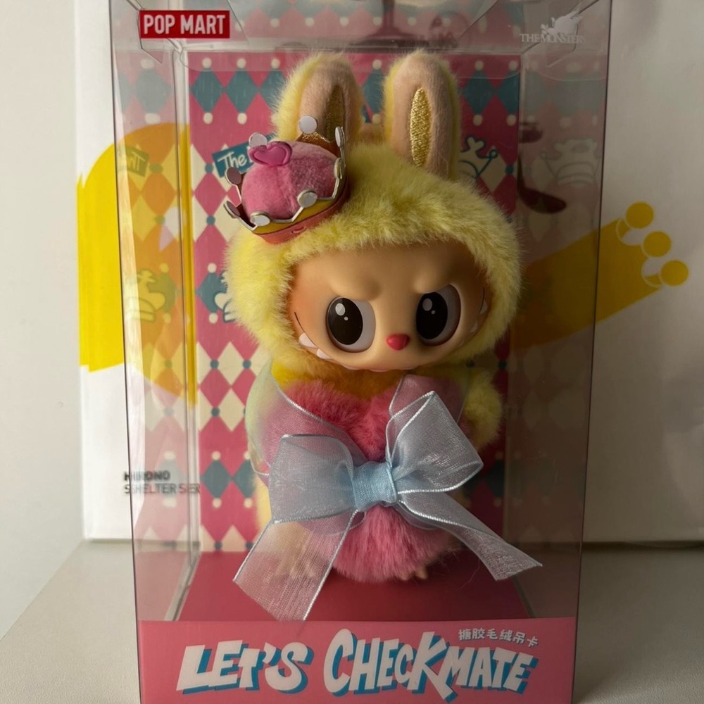 Limited Edition Checkmate Queen
